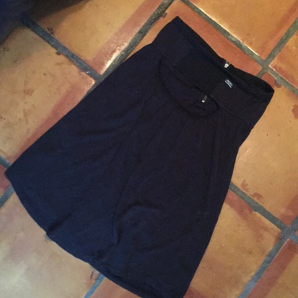 ROXY - Picture 2 of 2